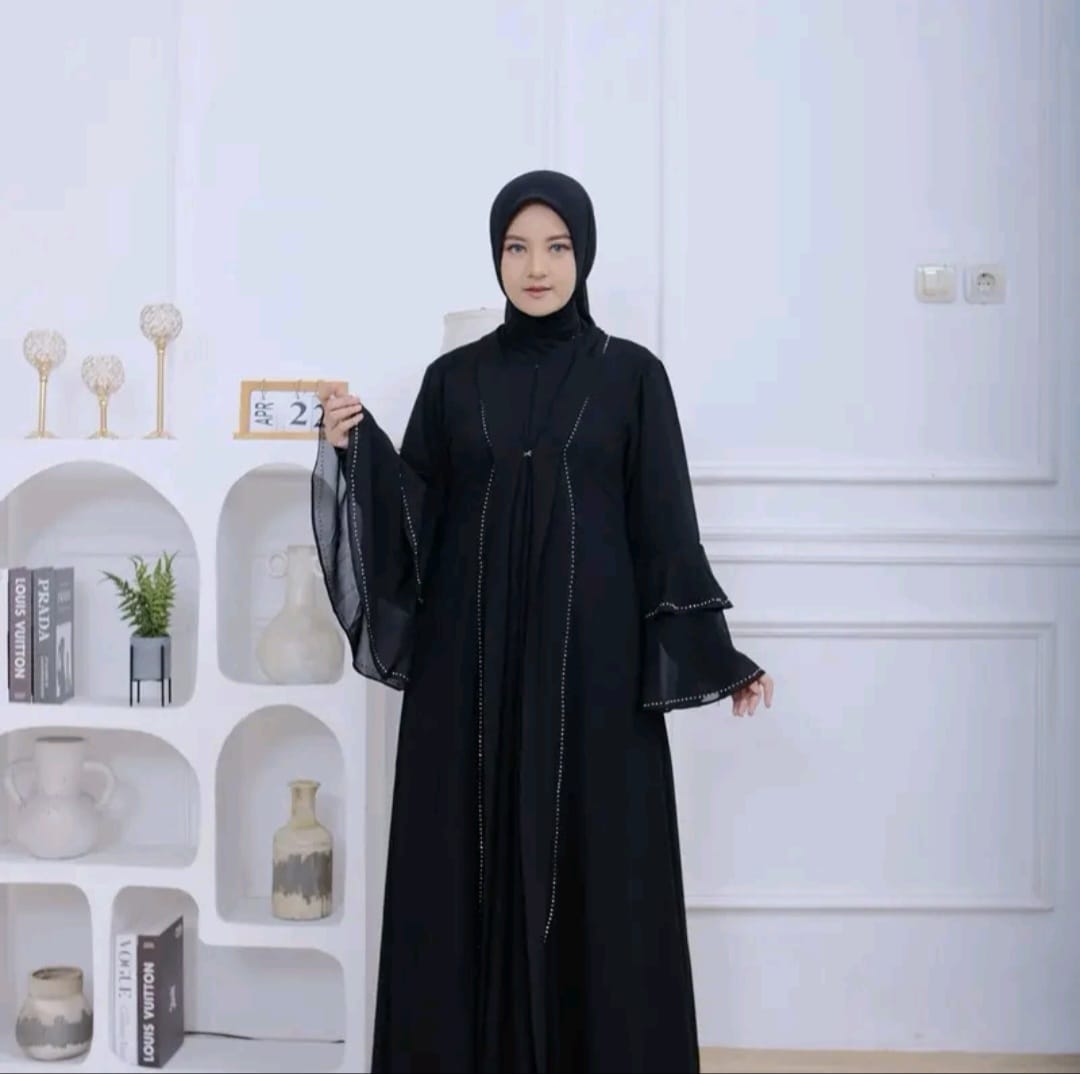 Abaya Zhafira – Black Bell Sleeve Elegance