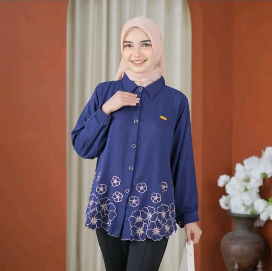 Kemeja Adinda Floral – Rayon Bordir Bawah